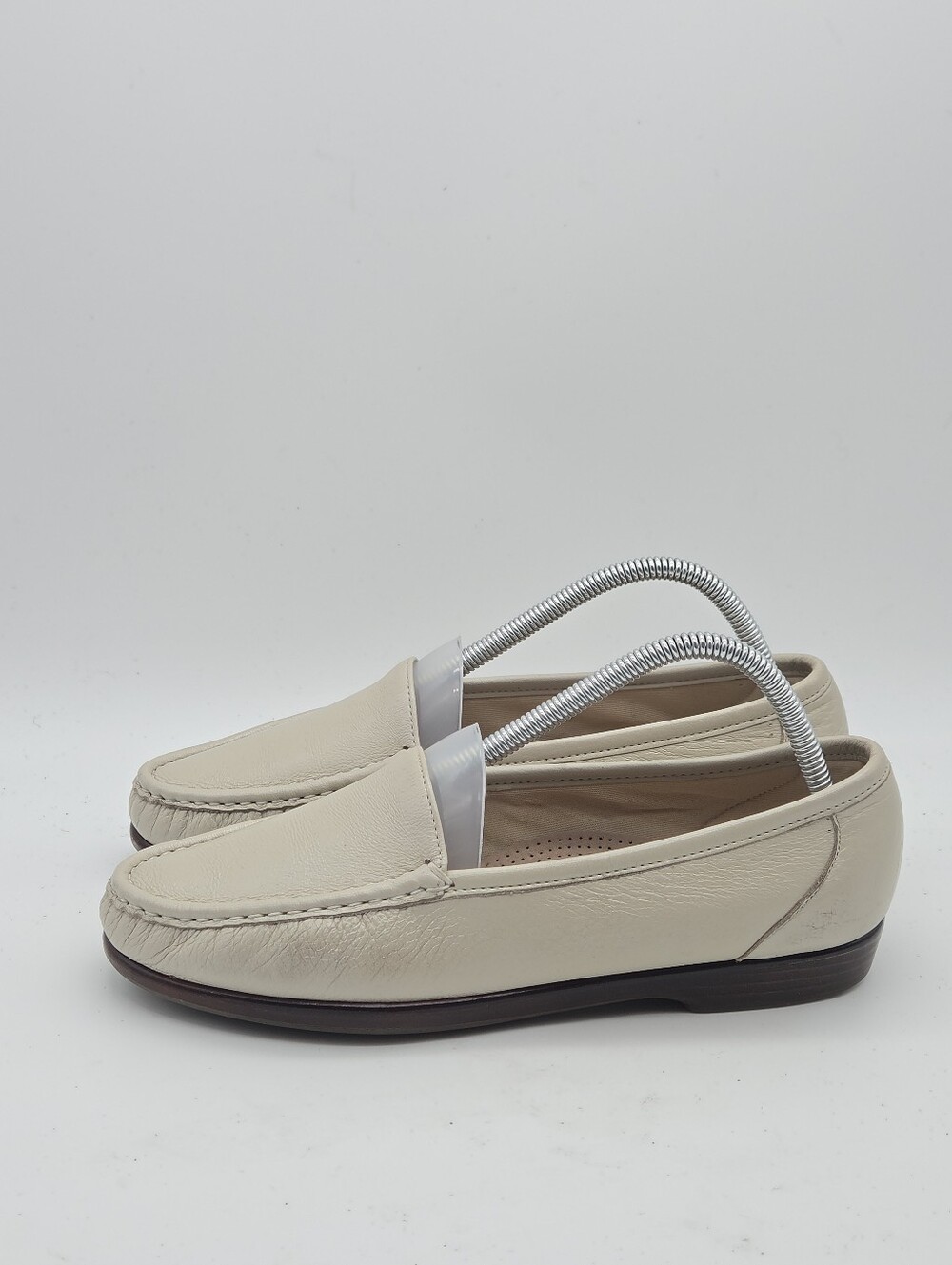 SAS Simplify Leather Loafers Ecru‎ Size 9 Wide
